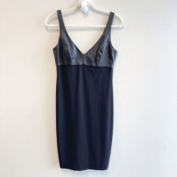 L'Agence Womens 4 Black Slip Dress Lambskin Bodice V Neck Back Zipper Sleeveless - Picture 1 of 13
